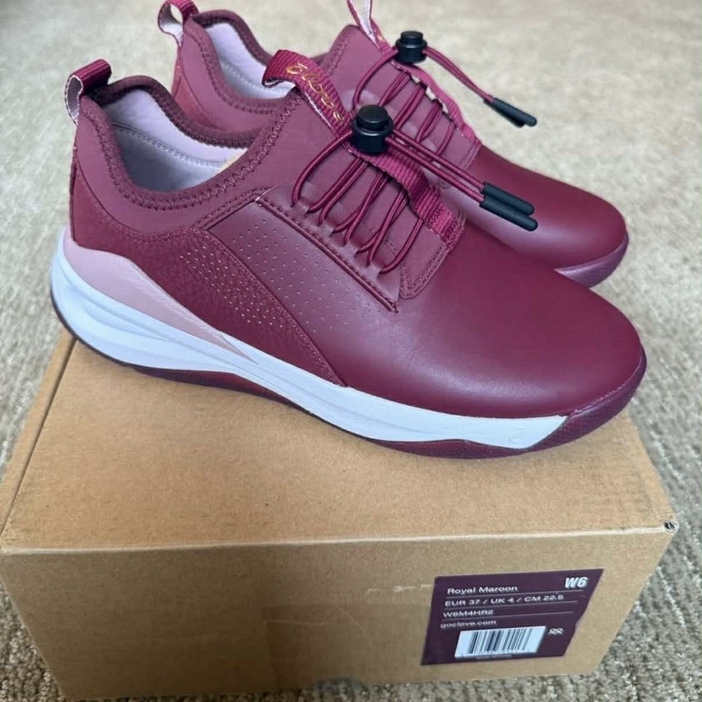 Clove Women's Royal Maroon Healthcare/Nursing Sneakers